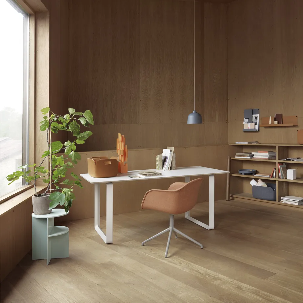 70/70 dining table 170x85 cm, Solid oak-White Muuto