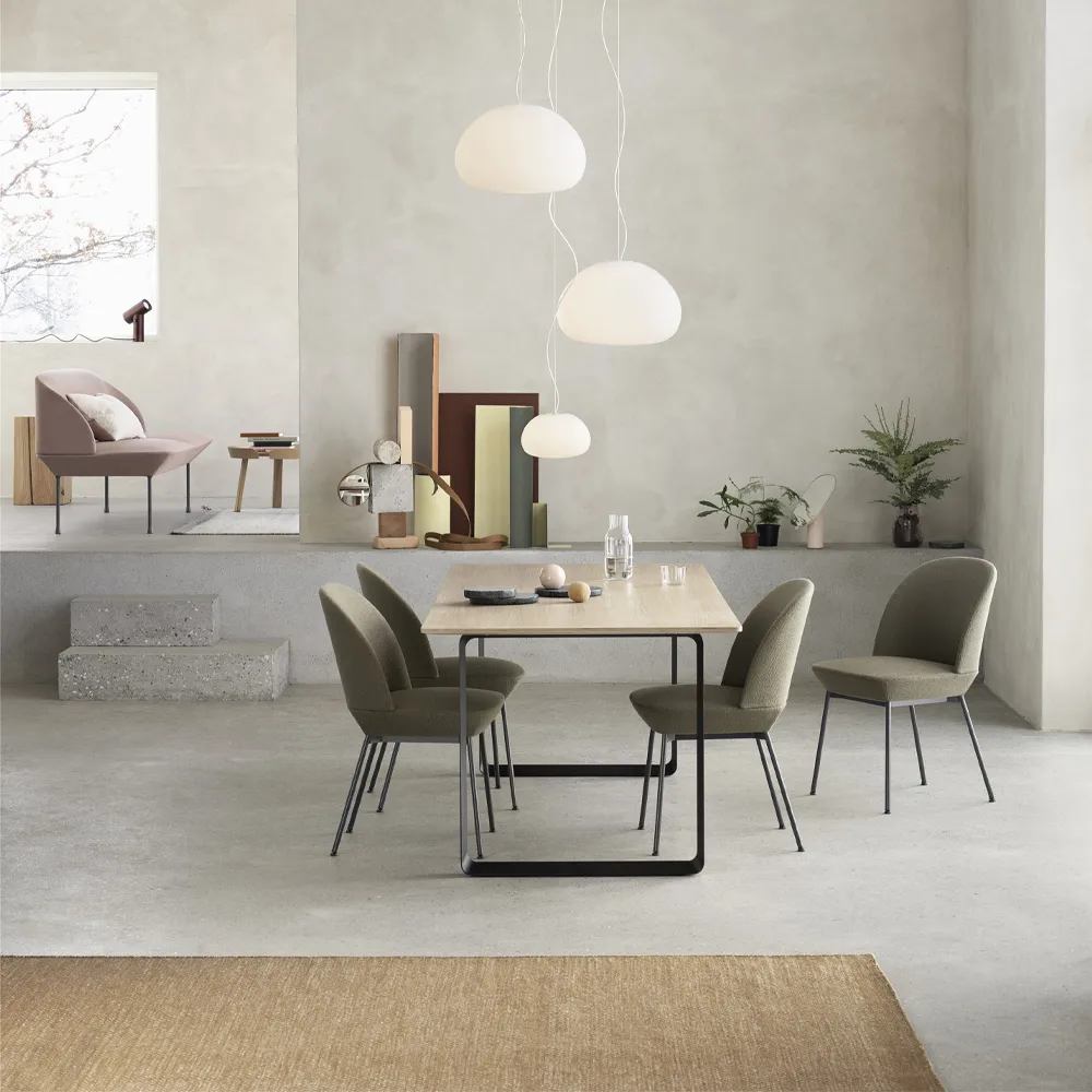 70/70 dining table 225x90 cm, Solid oak-Black Muuto