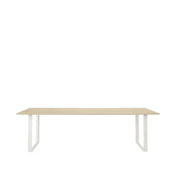 70/70 dining table 255x108 cm - Solid oak-White - Muuto