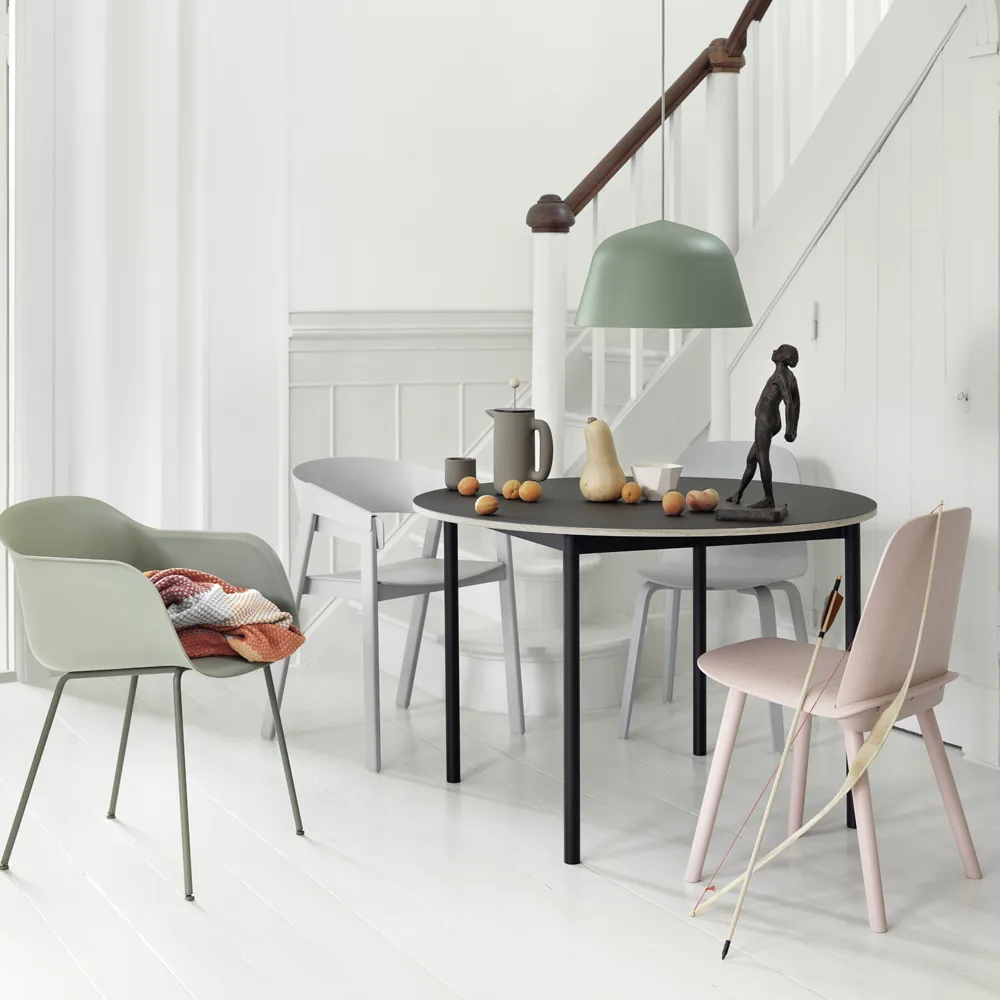 Base dining table round Ø110 cm, Black linoleum-Plywood-Black Muuto