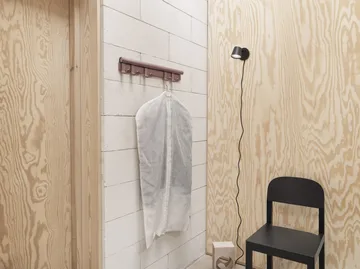 Coil hook for clothes hanger - Plum - Muuto