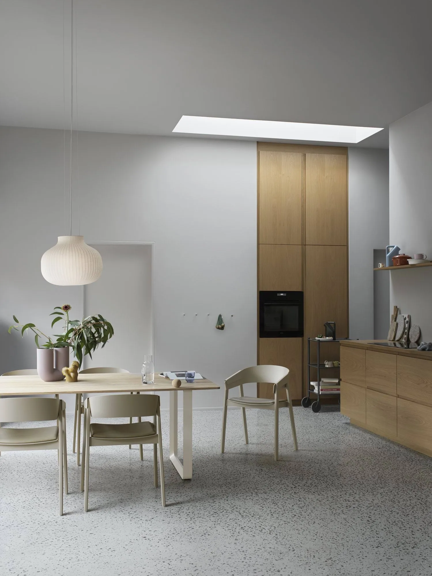 Dots Wood coat hook, Yellow-beige, Ø6.5 cm Muuto