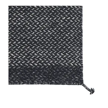 Ply wool rug 80x200 cm - Midnight blue - Muuto