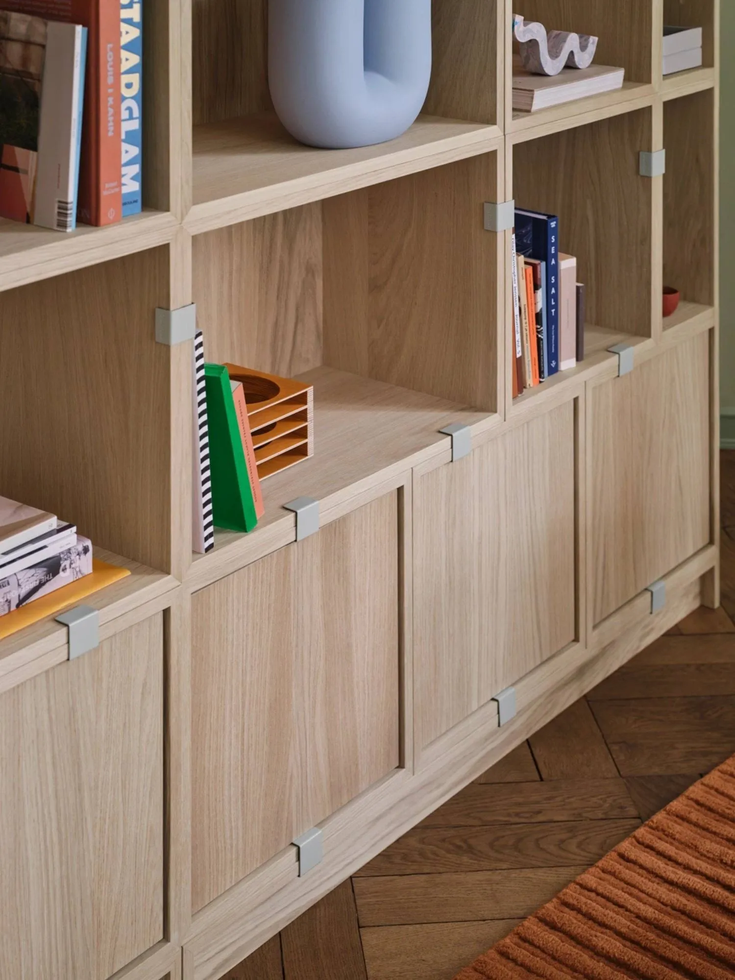 Stacked 2.0 shelving open, large, oak Muuto