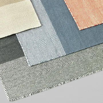 Varjo rug 170x240 cm - blue - Muuto
