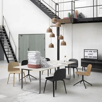 Visu chair wooden base - Black - Muuto