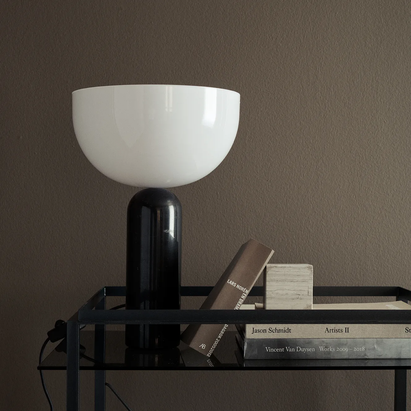 Kizu table lamp large, Black marble New Works
