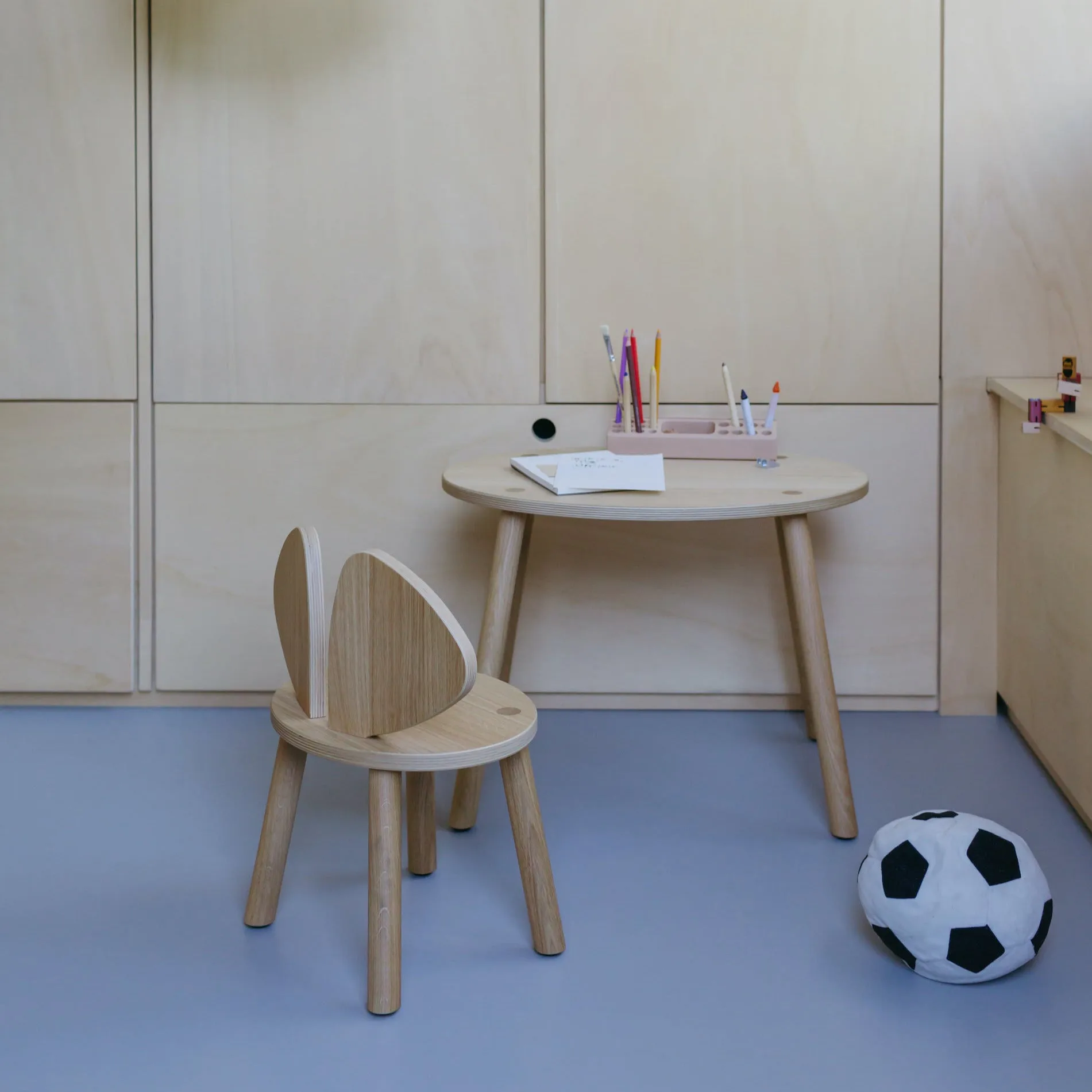 Mouse Table children's table, Oak Nofred