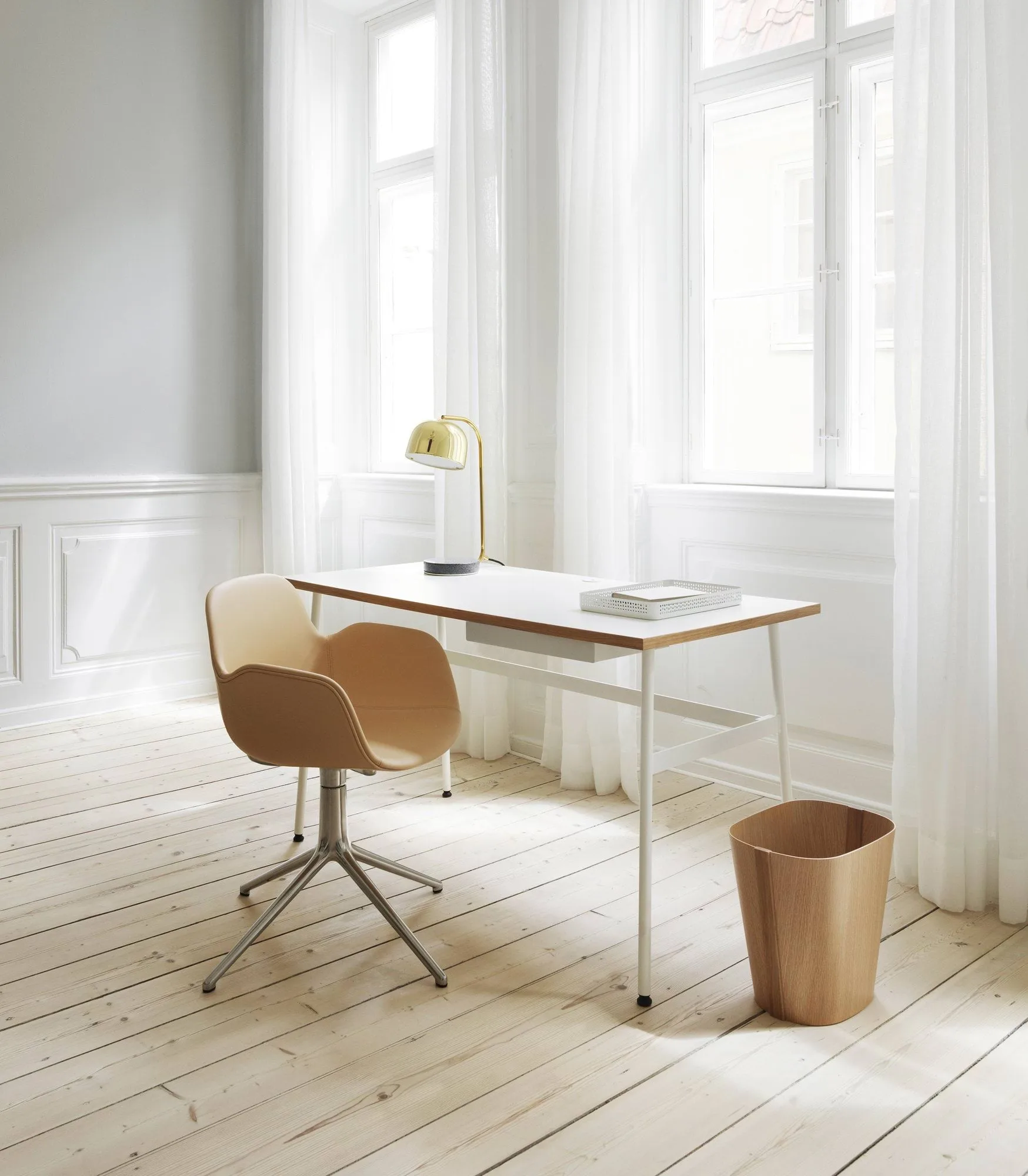 Grant table lamp, Brass Normann Copenhagen