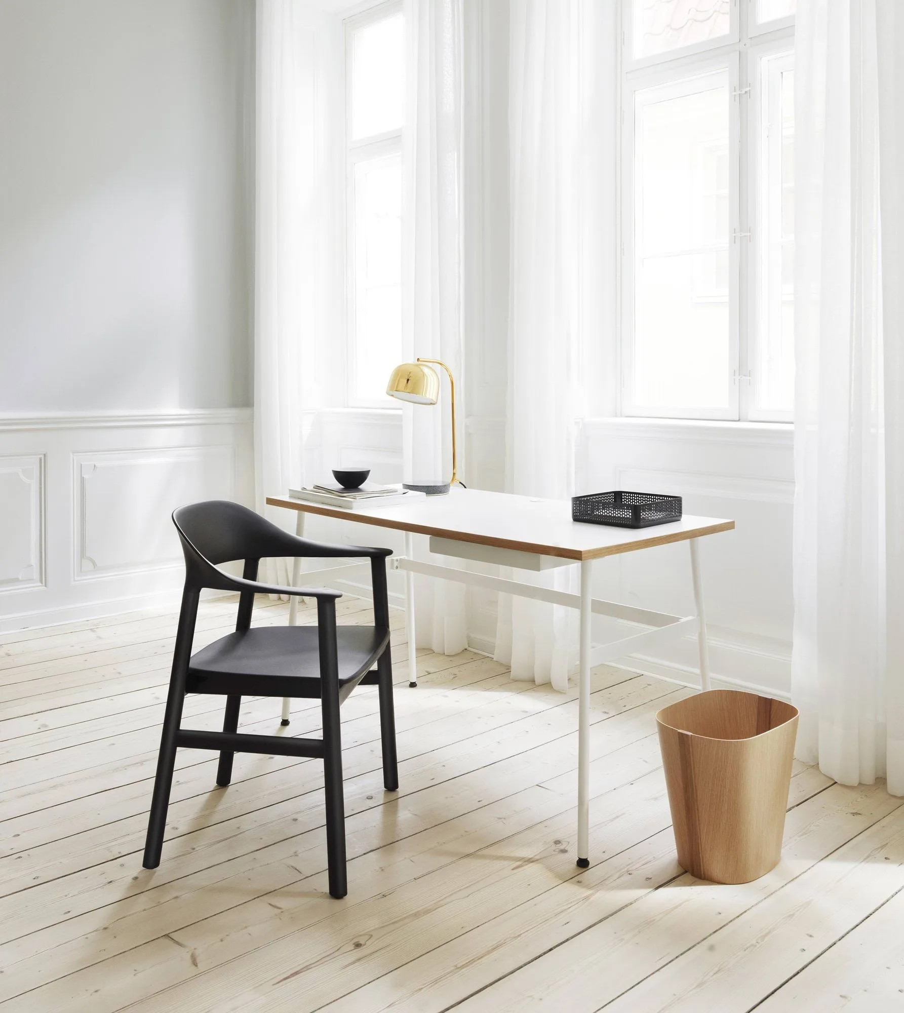 Herit armchair oak, White Normann Copenhagen