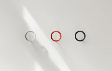 Loop hook medium Ø7.8 cm - Red - Normann Copenhagen