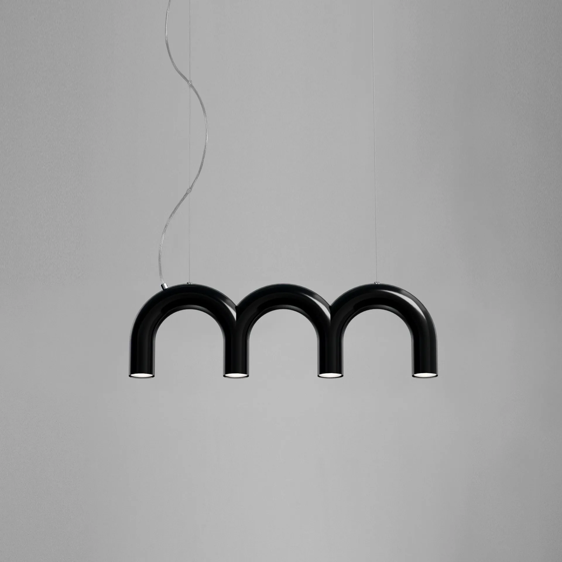 Arch Triplette pendant lamp, Black, 65.6 cm Oblure