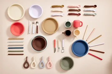 Mellow plate and bowl - Light Rubber-Lavender - OYOY