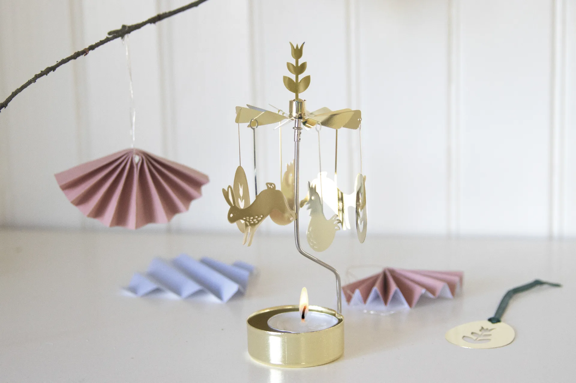 Angel chime Easter, Gold Pluto Design
