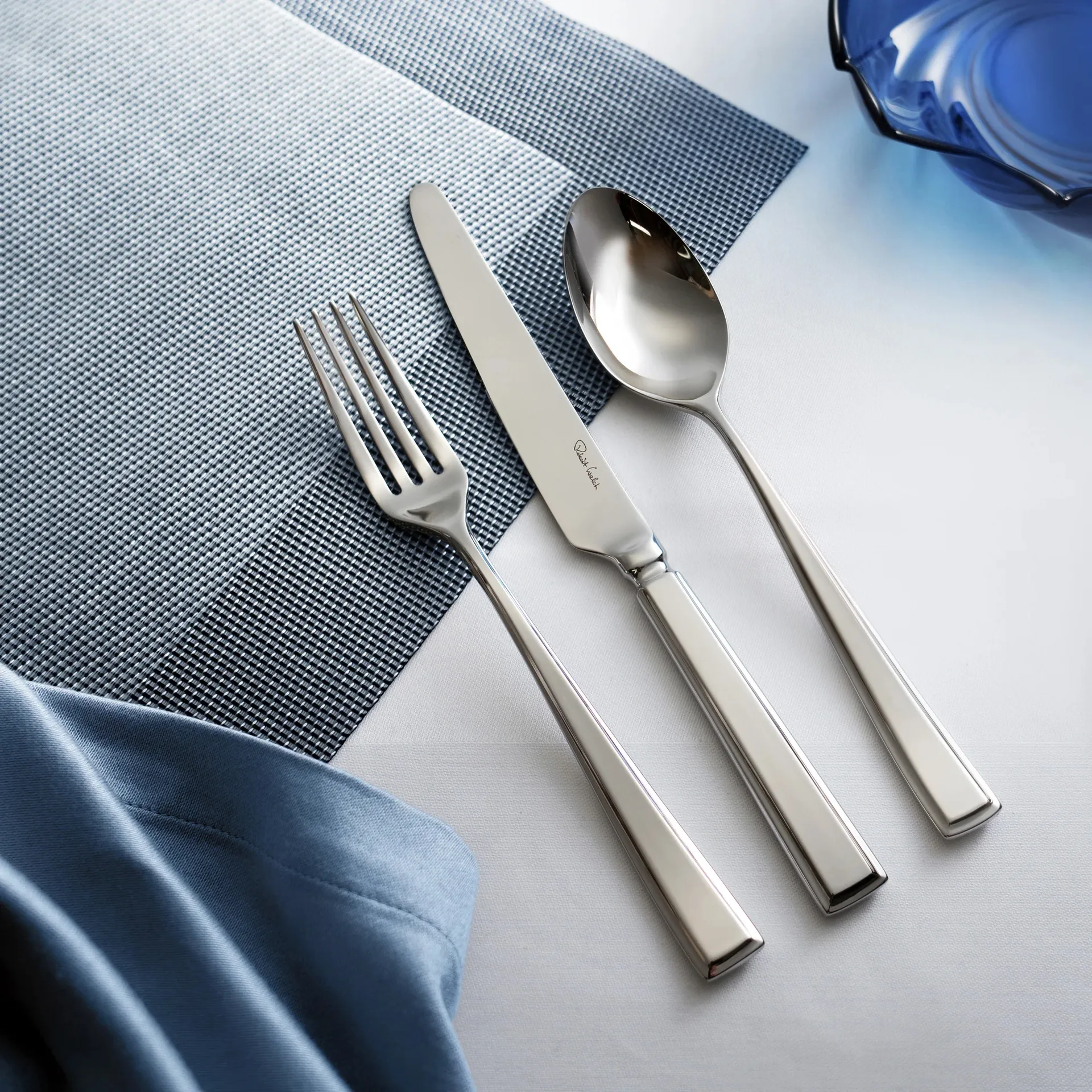 Fairford bright table knife, Stainless steel, 24.3 cm Robert Welch