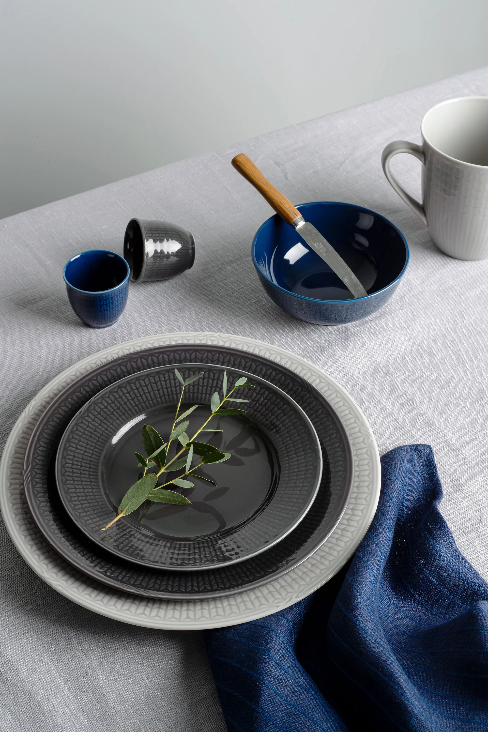 Swedish Grace bowl small, midnight (blue) Rörstrand