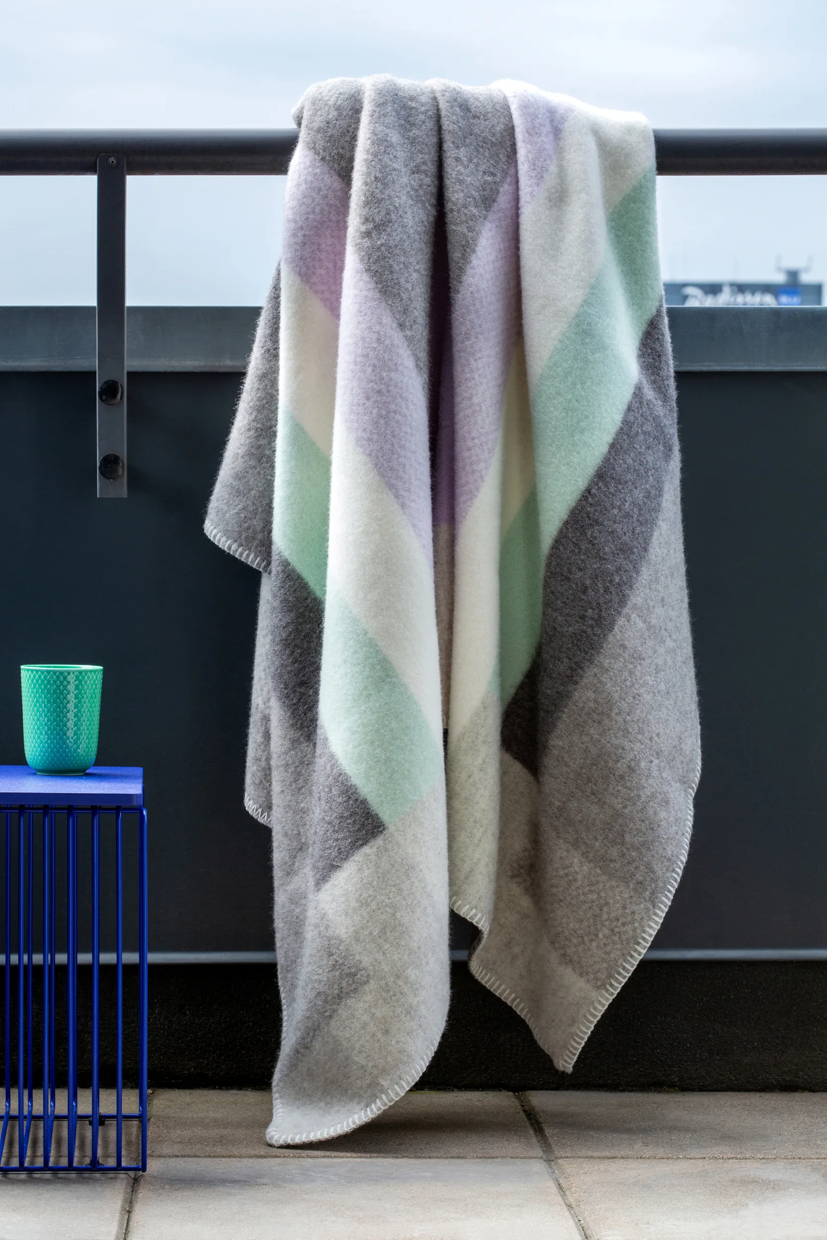 Mikkel blanket 135x200 cm, Grey Røros Tweed
