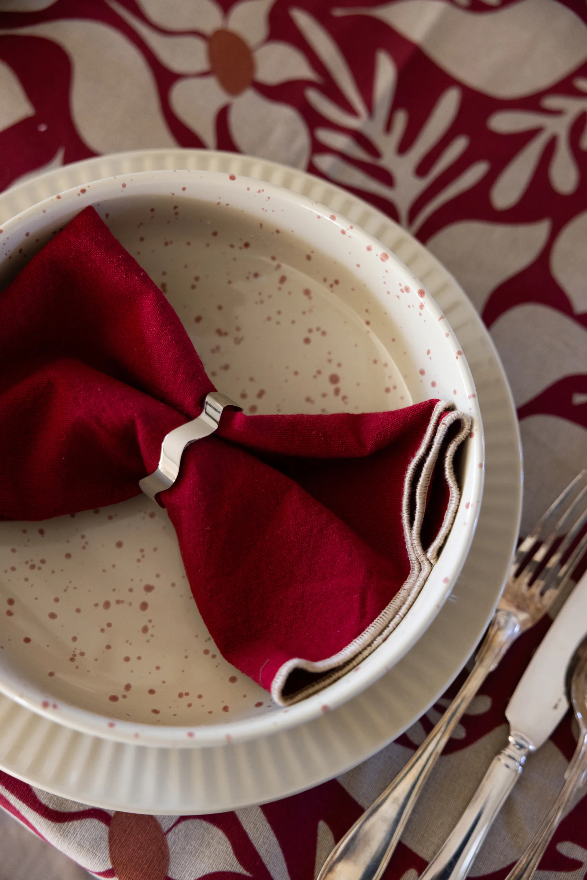 Ditte serving bowl, Beige-wine red Sagaform