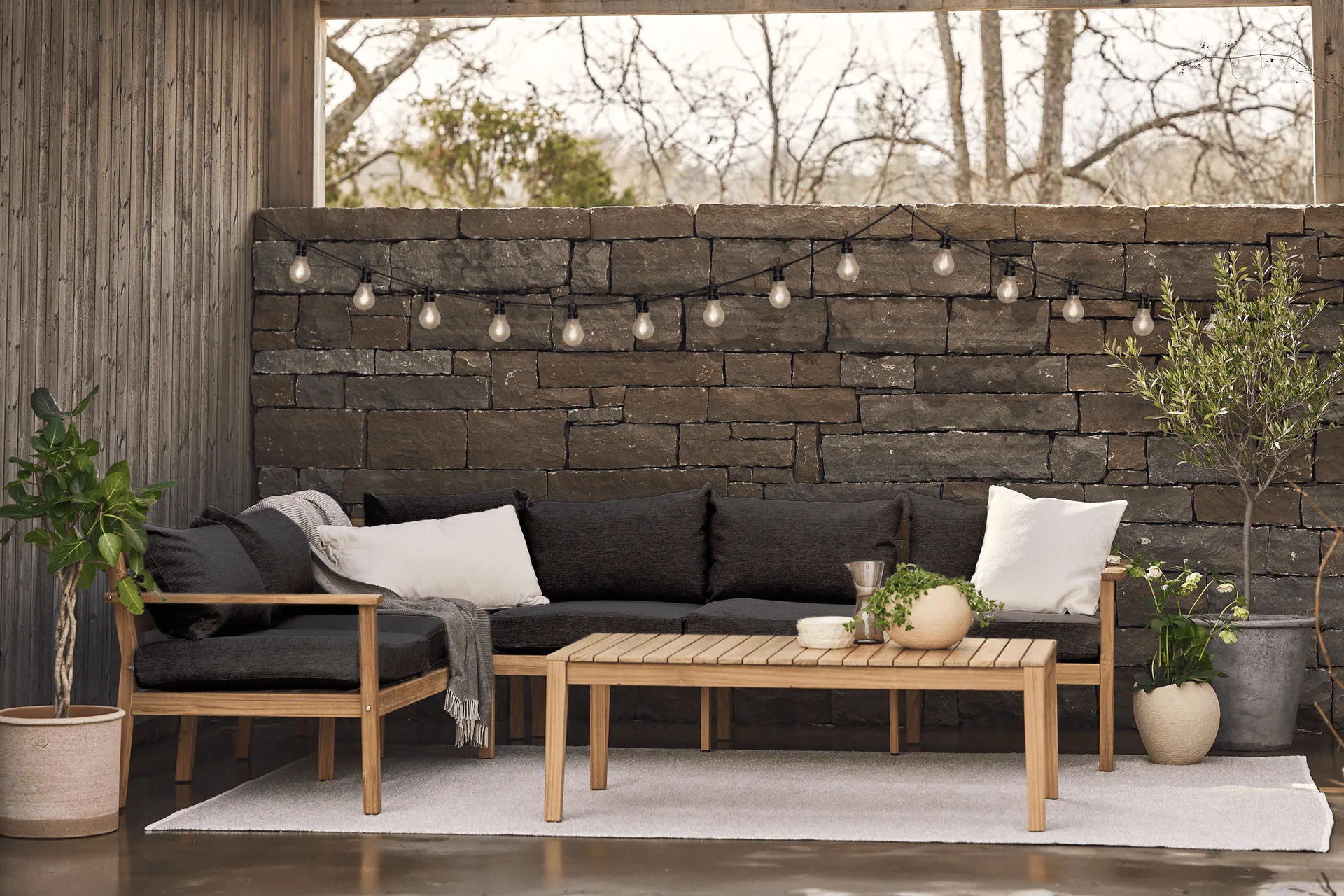 Wisp string light black, 855 cm, 20 lights Scandi Essentials