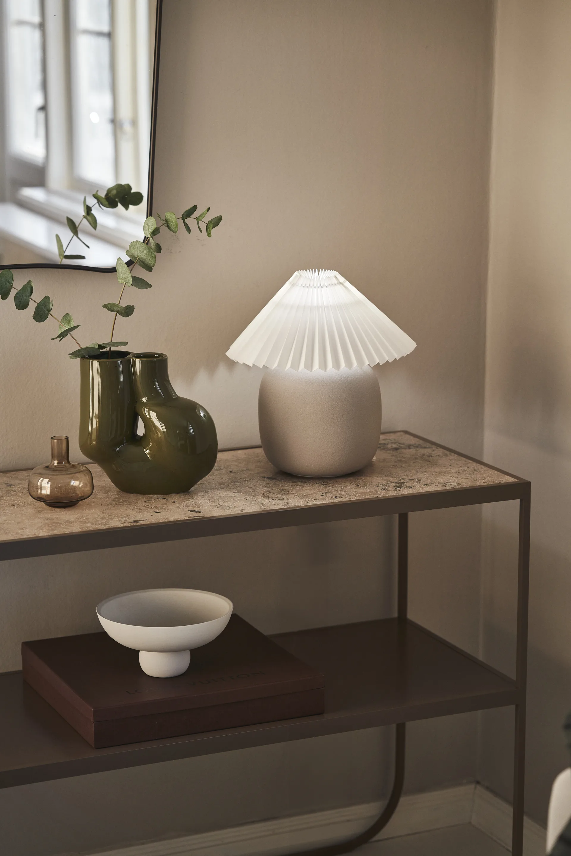 Boulder table lamp 29 cm grey-pleated white Scandi Living