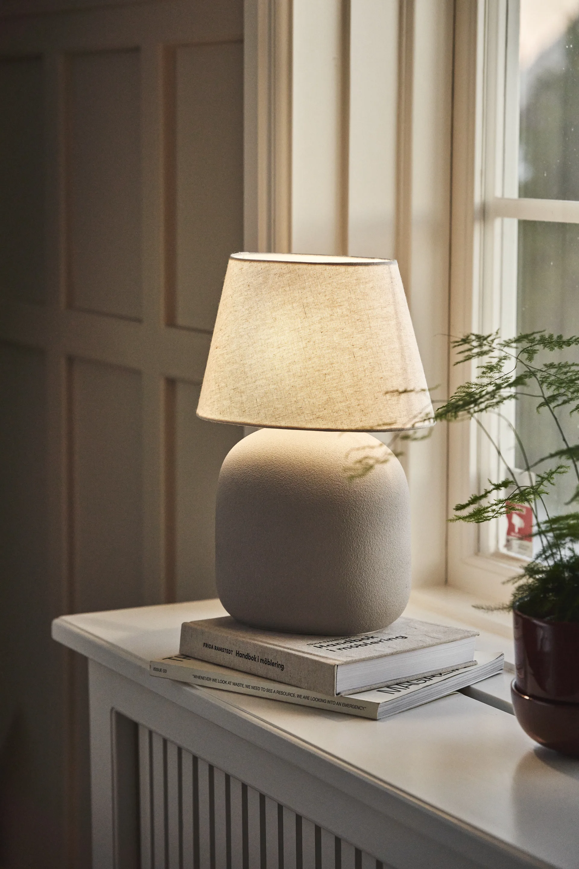 Boulder window lamp grey-white Scandi Living