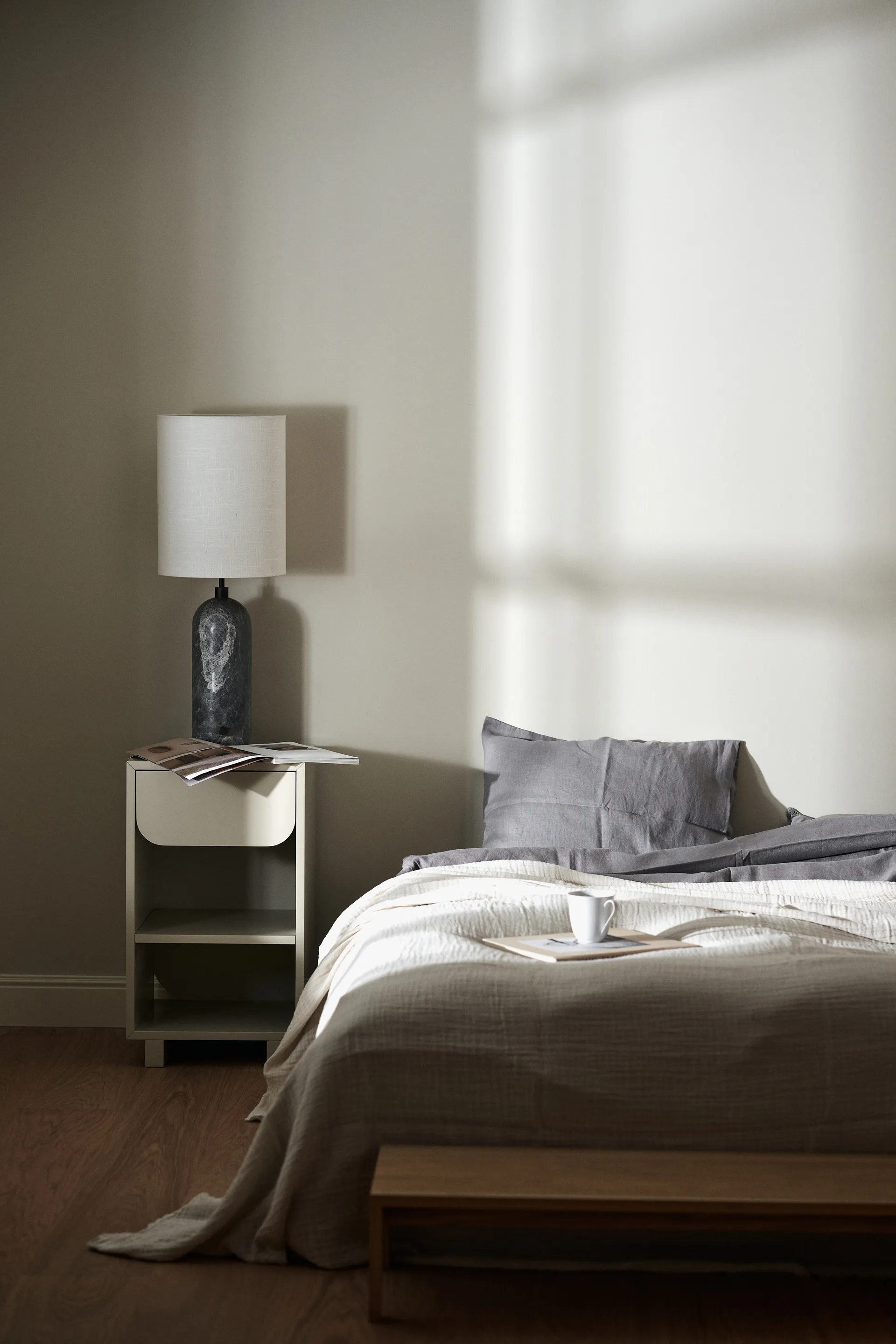 Breeze throw 260x260cm, Off-white Scandi Living