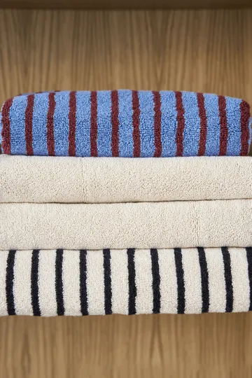 Drift bath towel 70x140 cm - Blue-red - Scandi Living