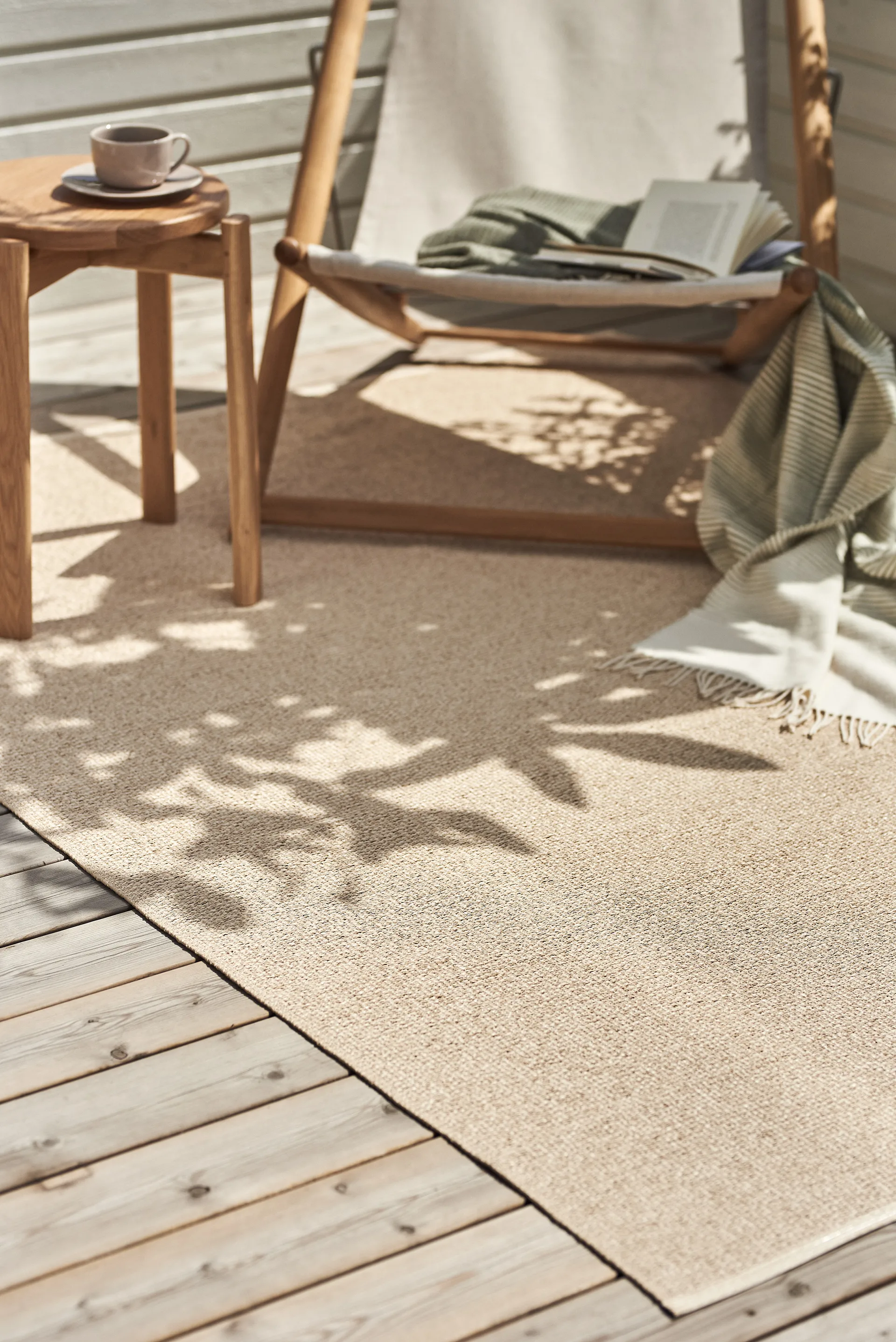 Mellow plastic rug beige, 200x300cm Scandi Living
