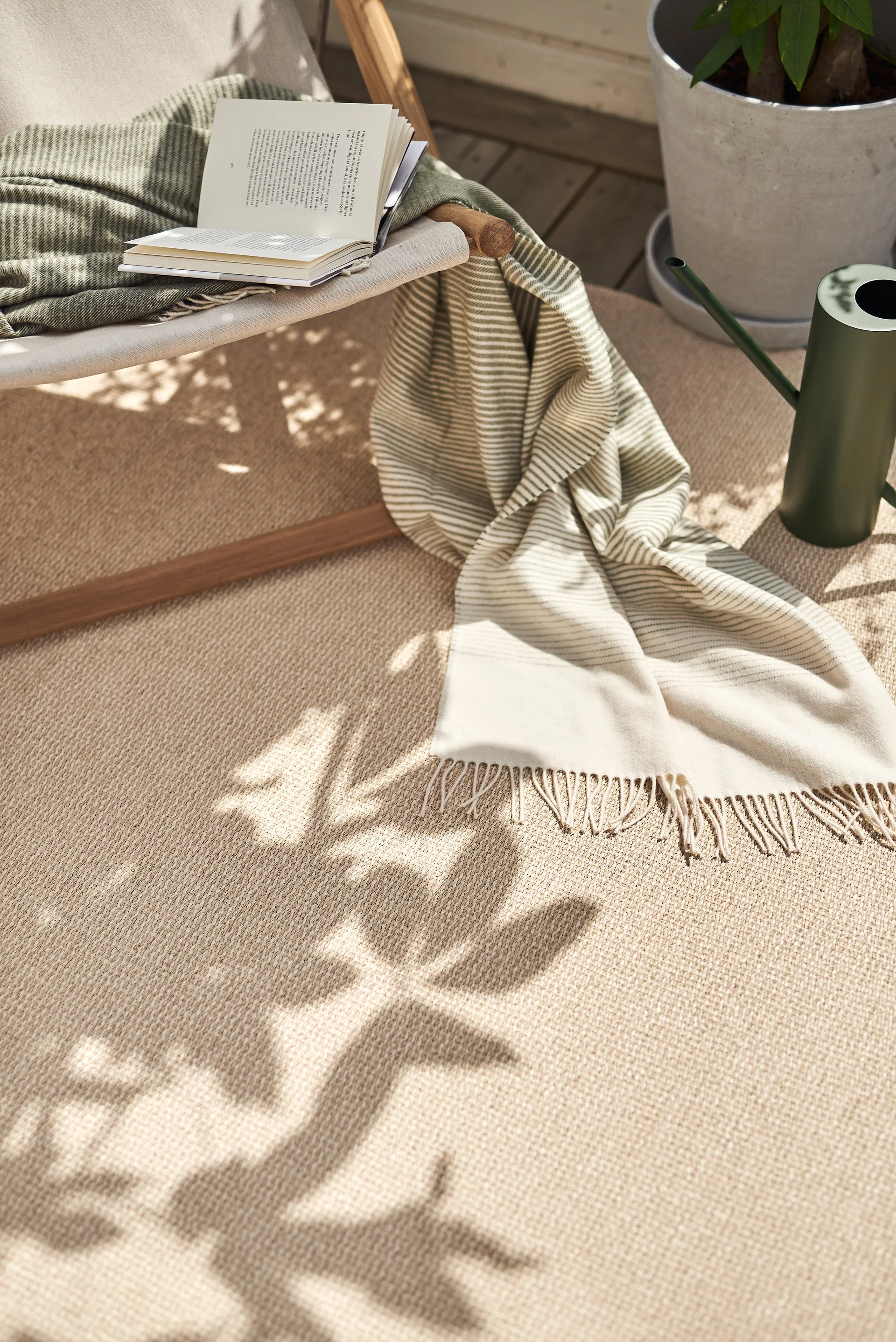 Mellow plastic rug beige, 200x300cm Scandi Living