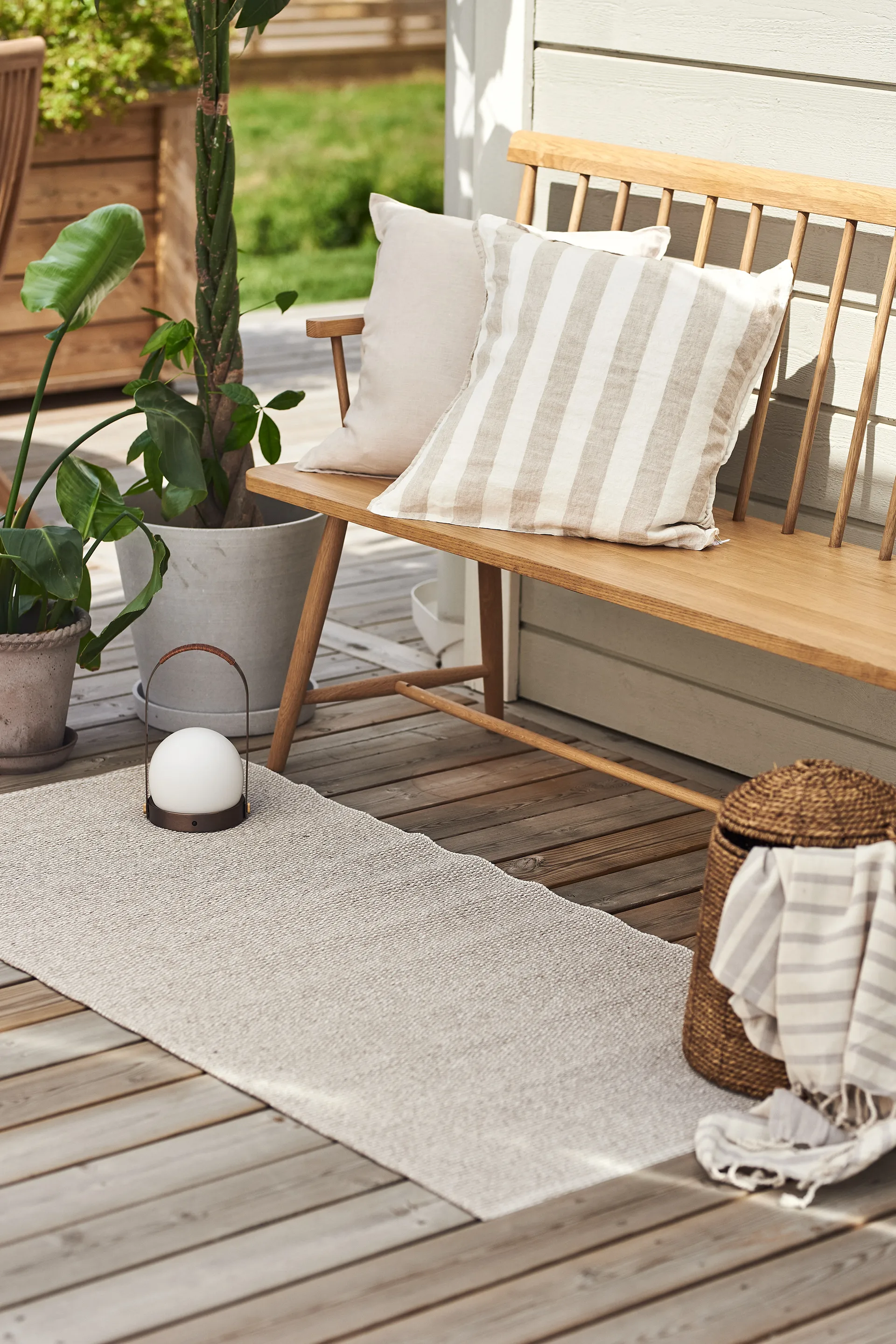 Mellow plastic rug greige, 70x200cm Scandi Living
