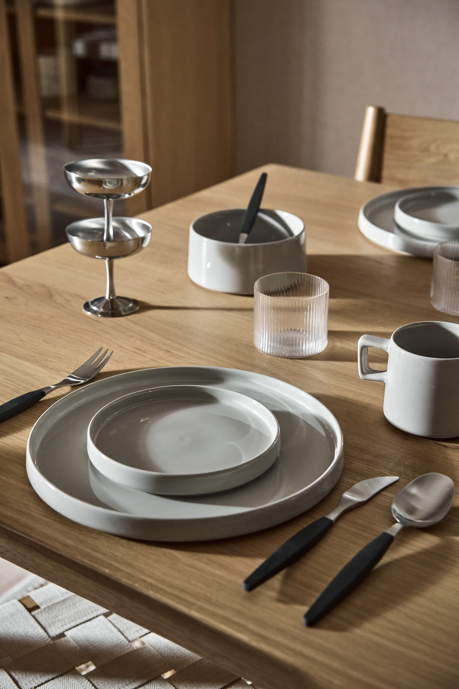 Taper plate 26cm, Light grey Scandi Living