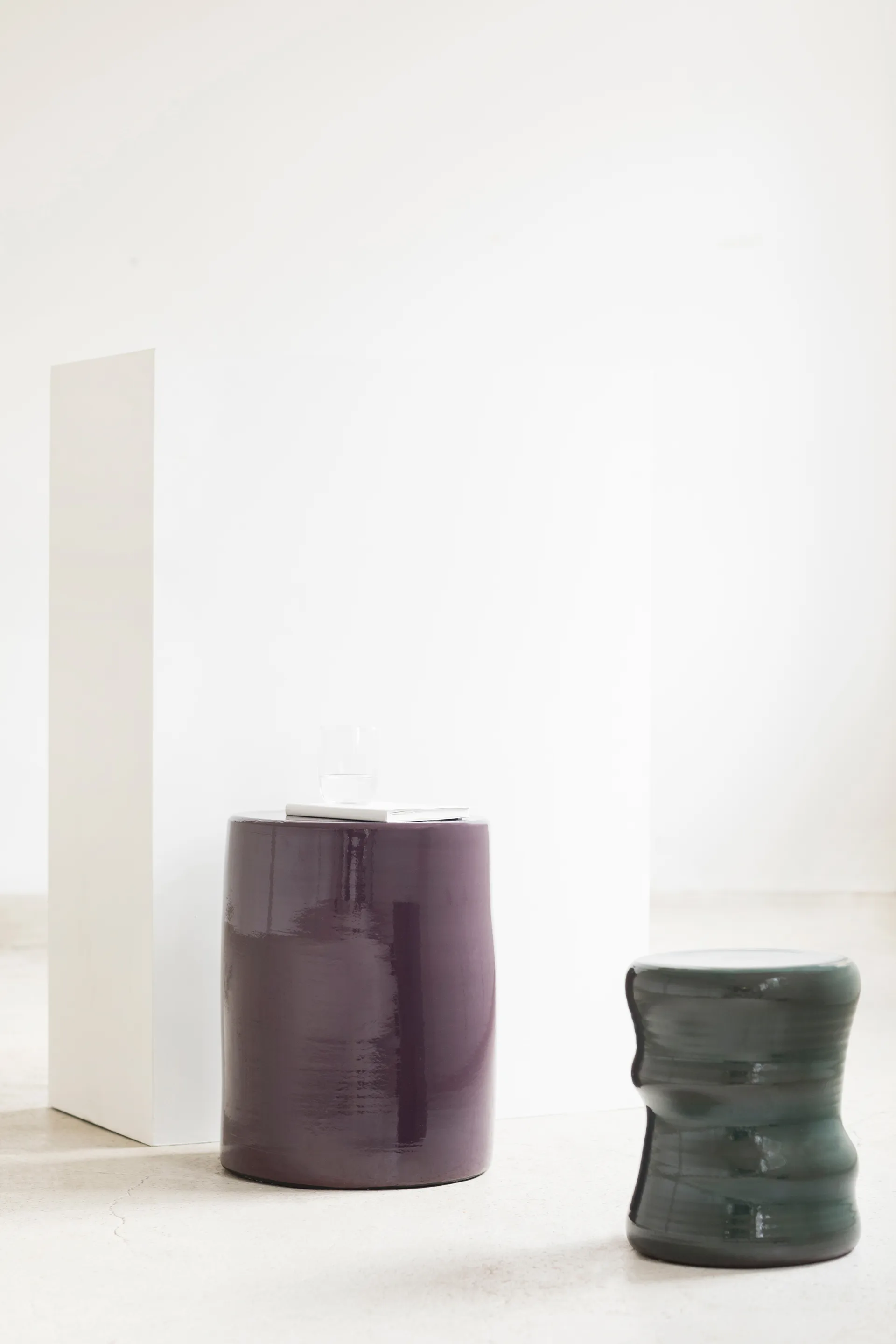Pawn side table Ø29x34 cm, Green Serax