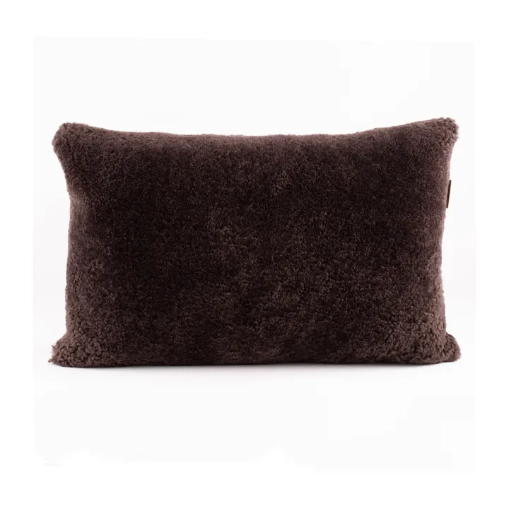 Shepherd Lina sheep skin cushion 40 x 30 cm - dark brown - Shepherd of Sweden