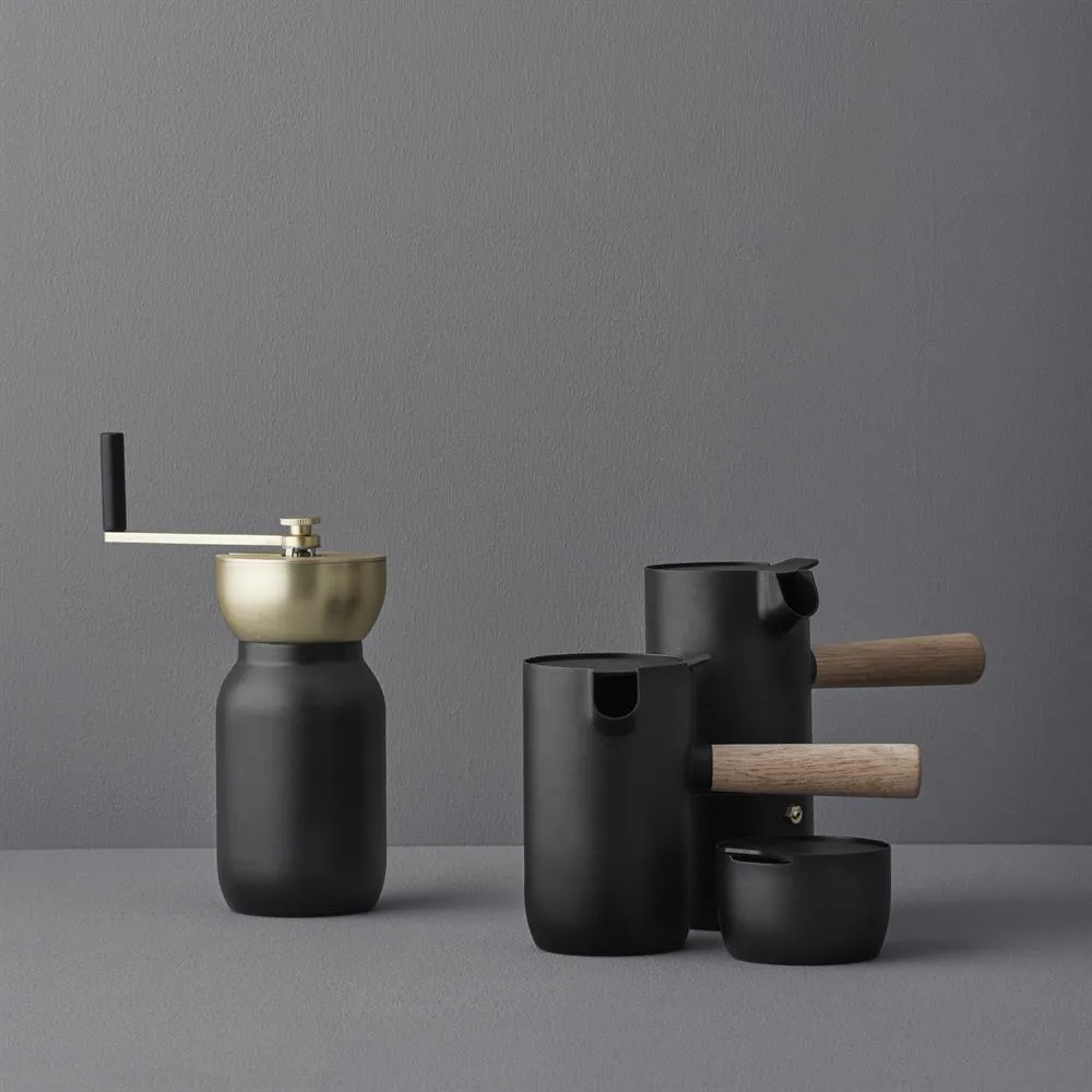 Collar coffee grinder, black-brass Stelton