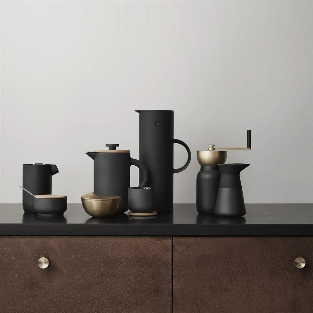 Collar coffee grinder, black-brass Stelton