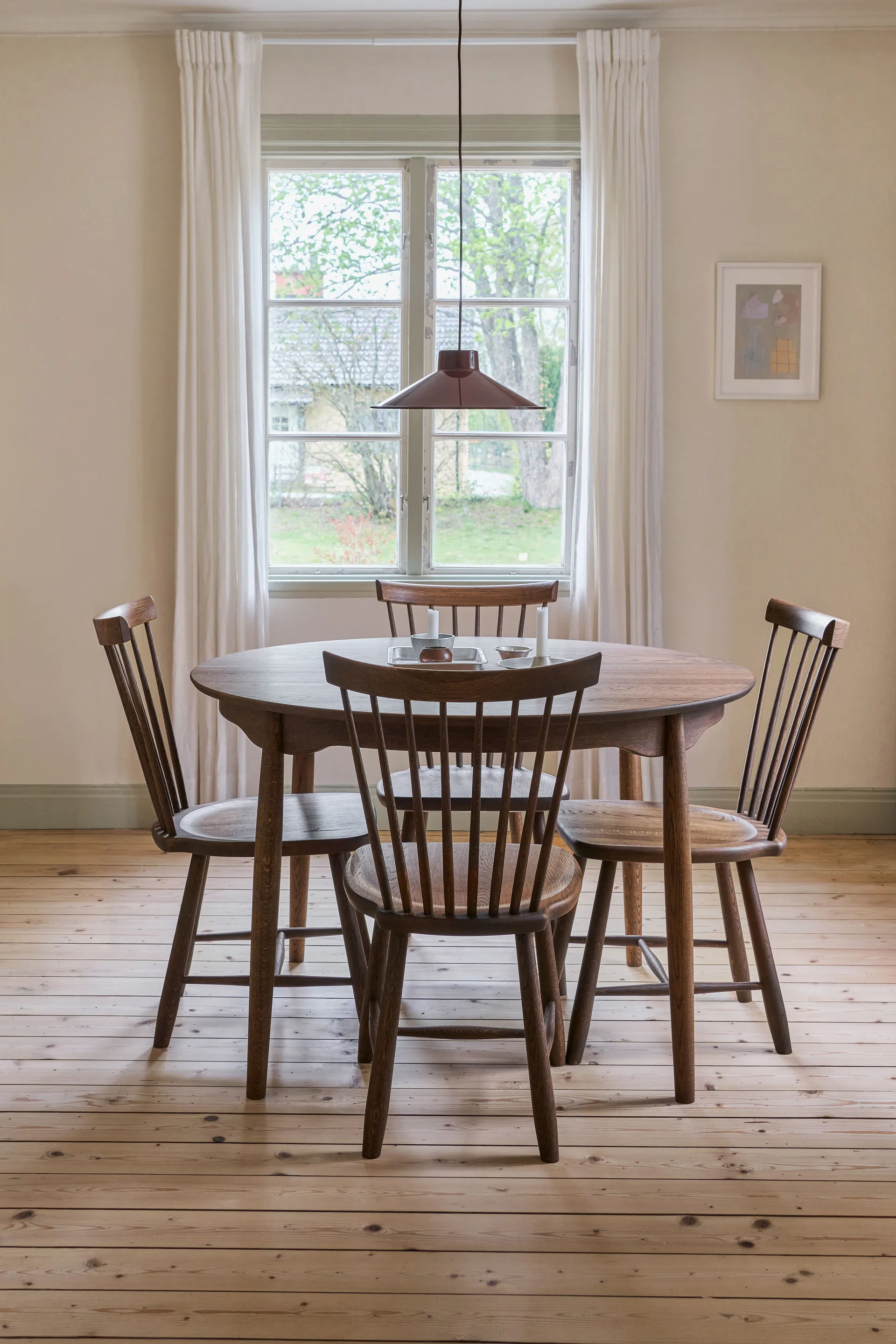 Carl dining table Ø115. divided, Chocolate brown oil Special Edition (oak), Ø115 cm Stolab