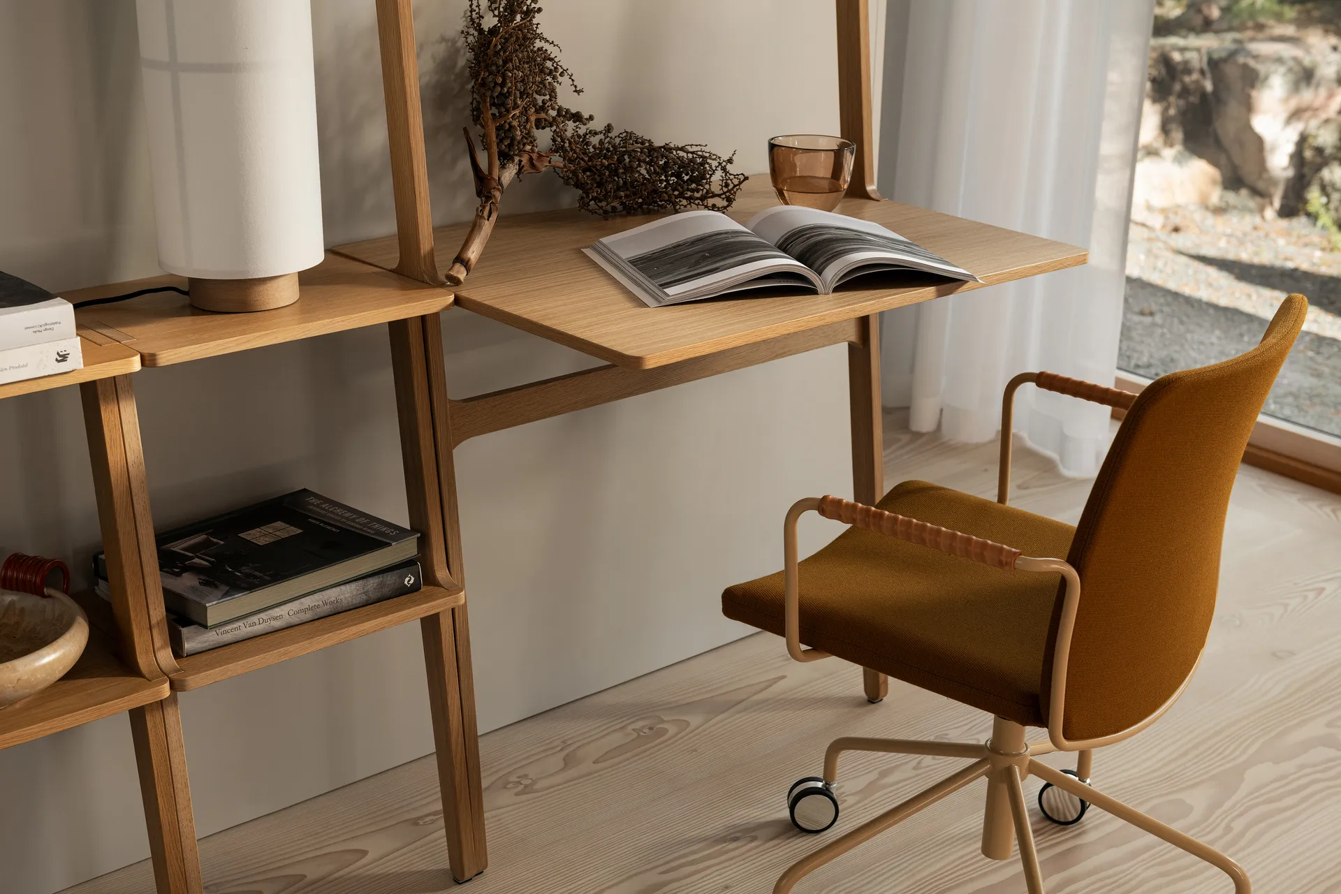 Libri writing table, Oak laquered Swedese