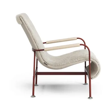 Serpentine armchair - Sheepskin Moonlight-red - Swedese