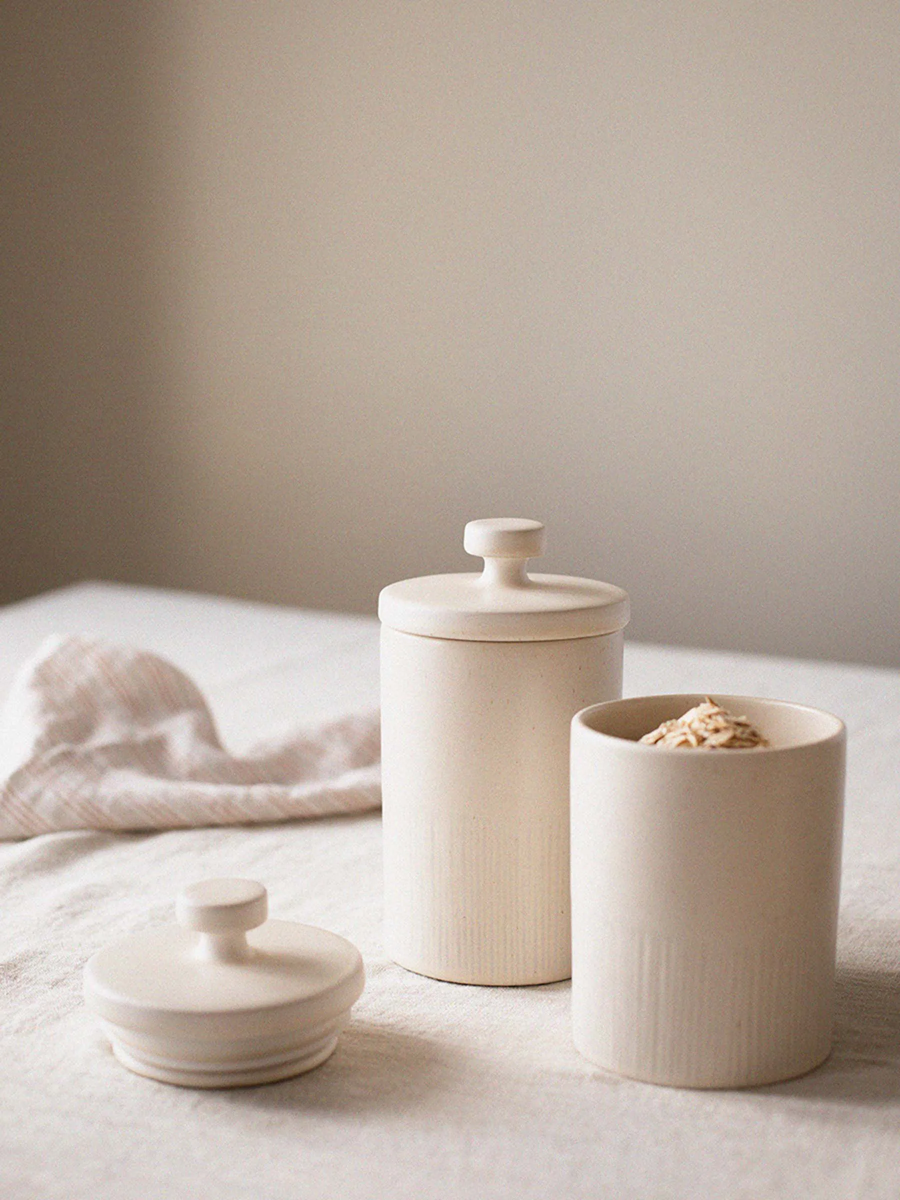 Palermo jar with lid, Offwhite, small 0.95 L Tell Me More
