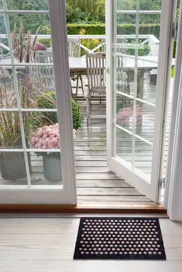 Dot doormat - Black-sand. 40x60 cm - tica copenhagen