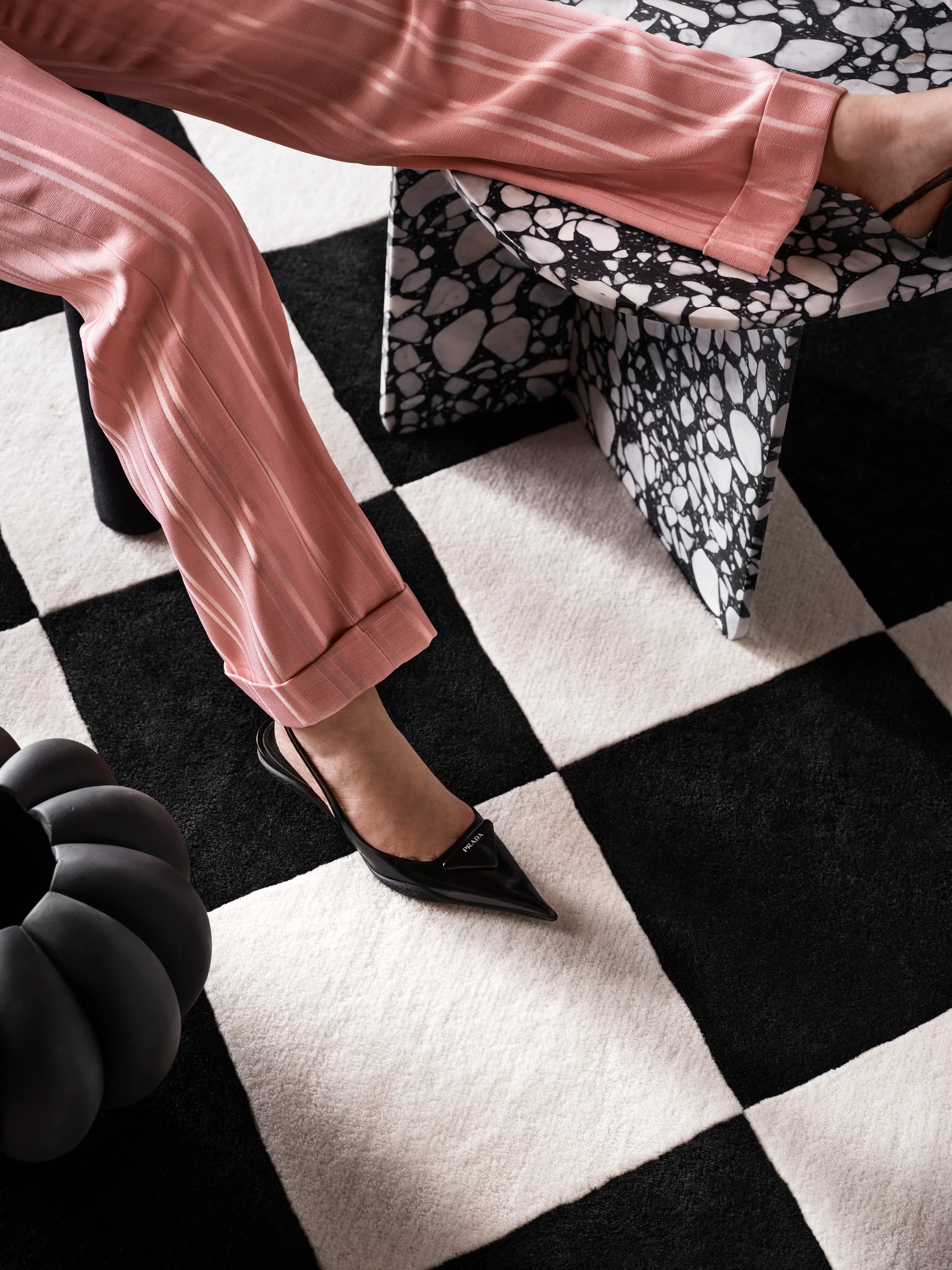 Tenman wool carpet 250x350 cm, Black-white Tinted