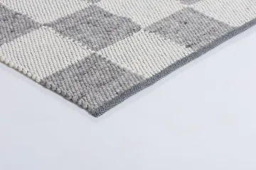 Gotland Design rug Special Edition - Silver-white no. 2418, 70x140 cm - Tisca