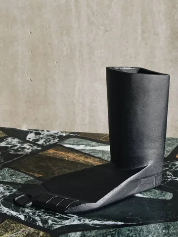 Cast iron foot - Black, 21.5x20 cm - Tom Dixon