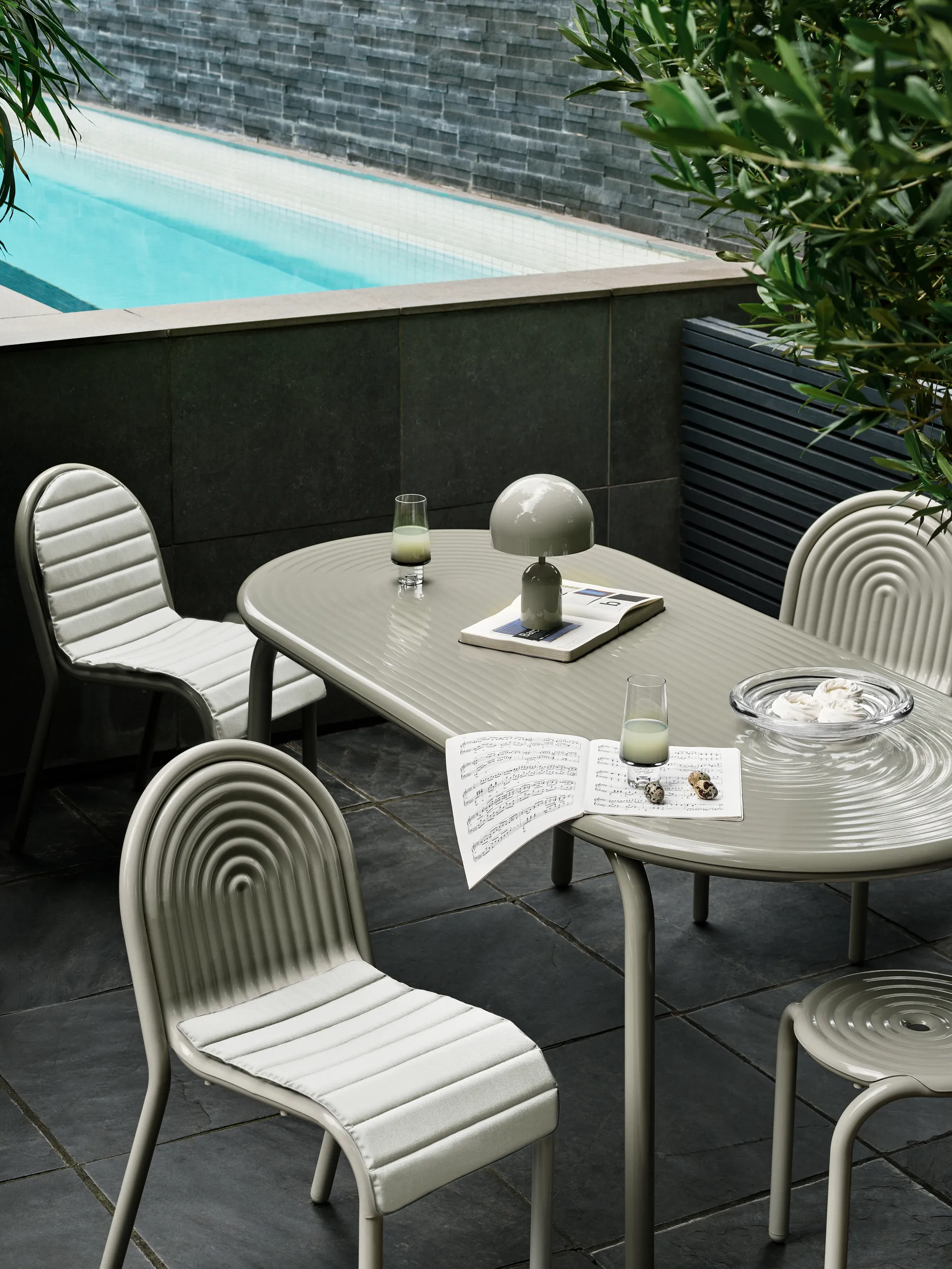 Groove chair, Putty Tom Dixon