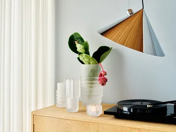 Press Large vase - Frosted - Tom Dixon
