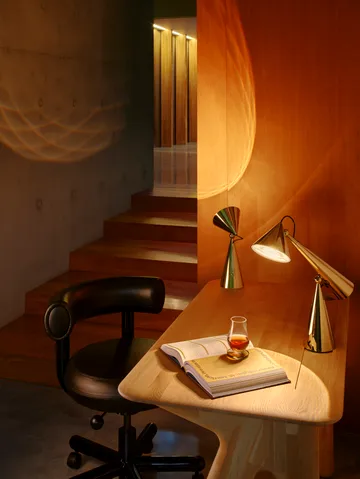 Slab desk 60x120 cm - Oak - Tom Dixon