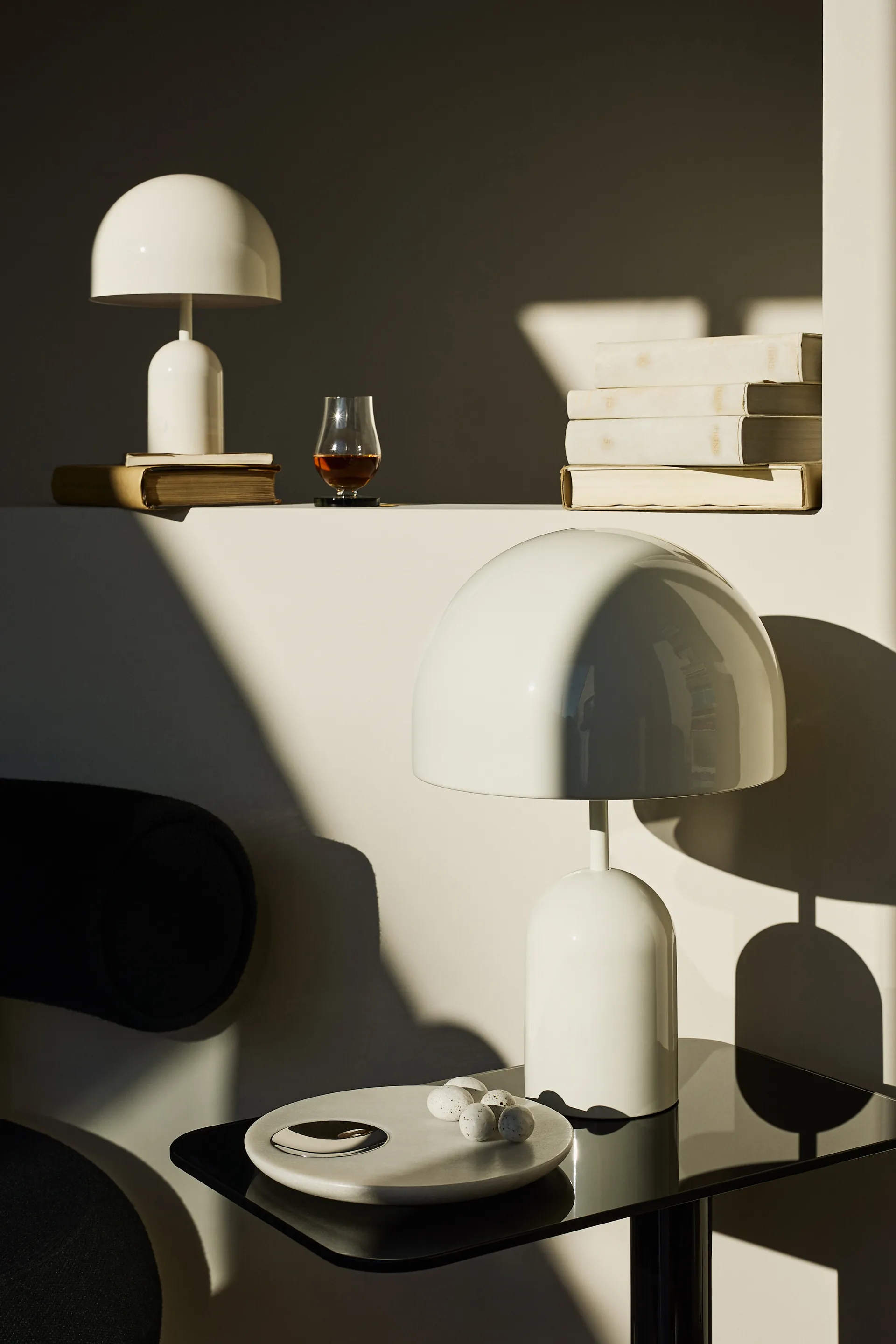 Stone serving tray Ø22 cm, White marble-silver Tom Dixon