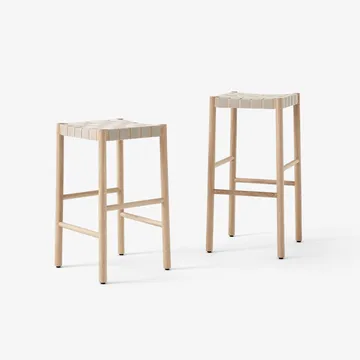 Betty TK8 barstool - Oak, natural braided linen band seat - &Tradition