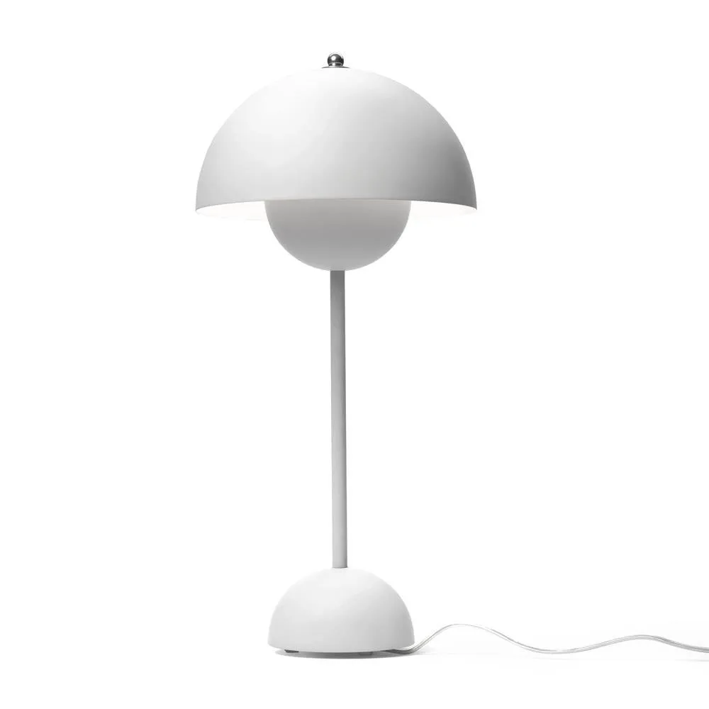 FlowerPot VP3 table lamp, matte light grey &Tradition