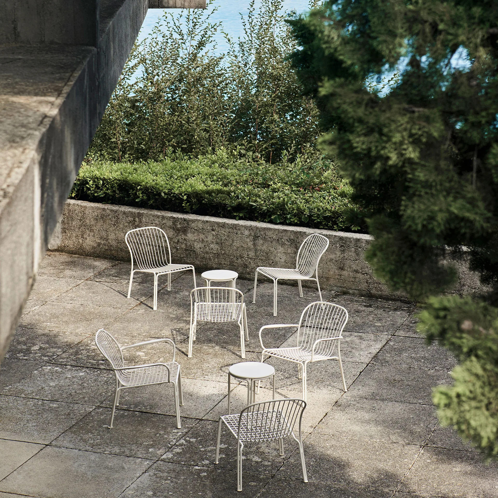 Thorvald SC100 lounge chair, Ivory &Tradition